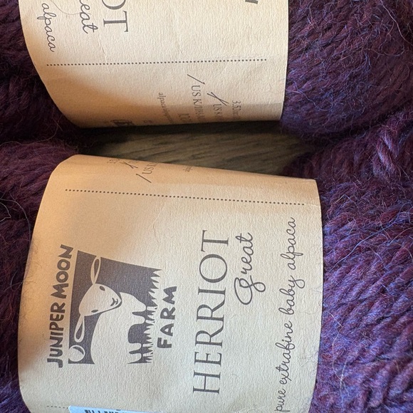 Juniper Moon Herriot Extrafine Baby Alpaca - Picture 3 of 5